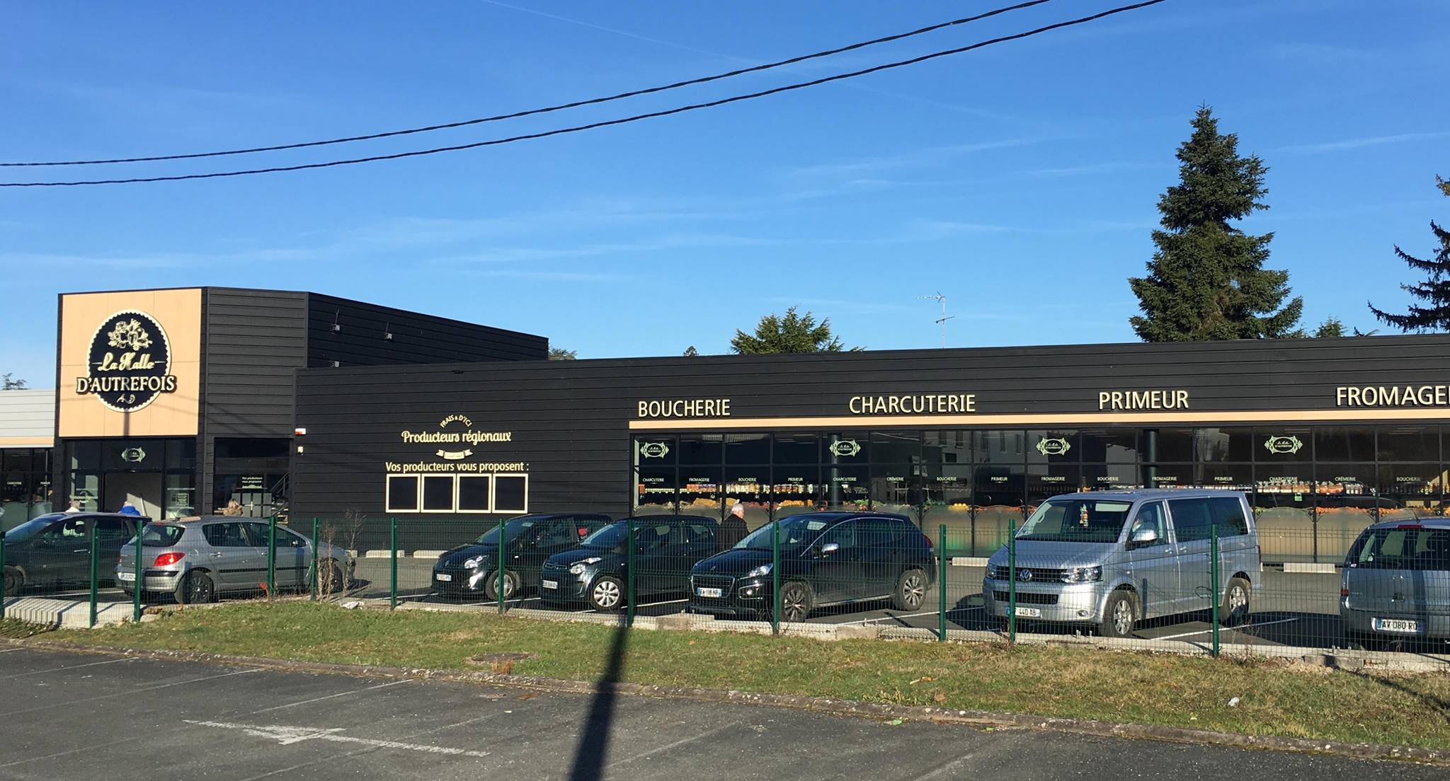 Enseignes La Halle d’Autrefois|textebrut