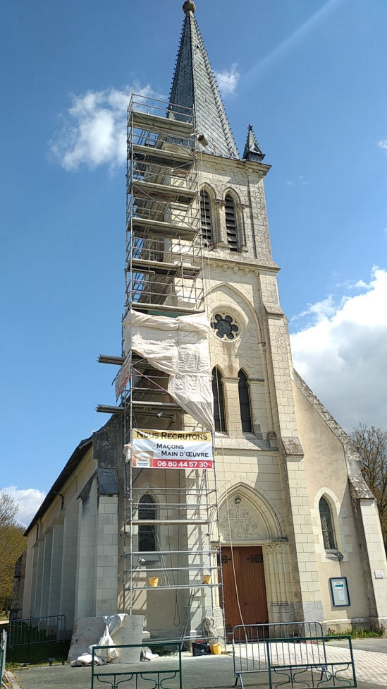 Rénovation et nettoyage des pierres d'une église - Val-de-Loire