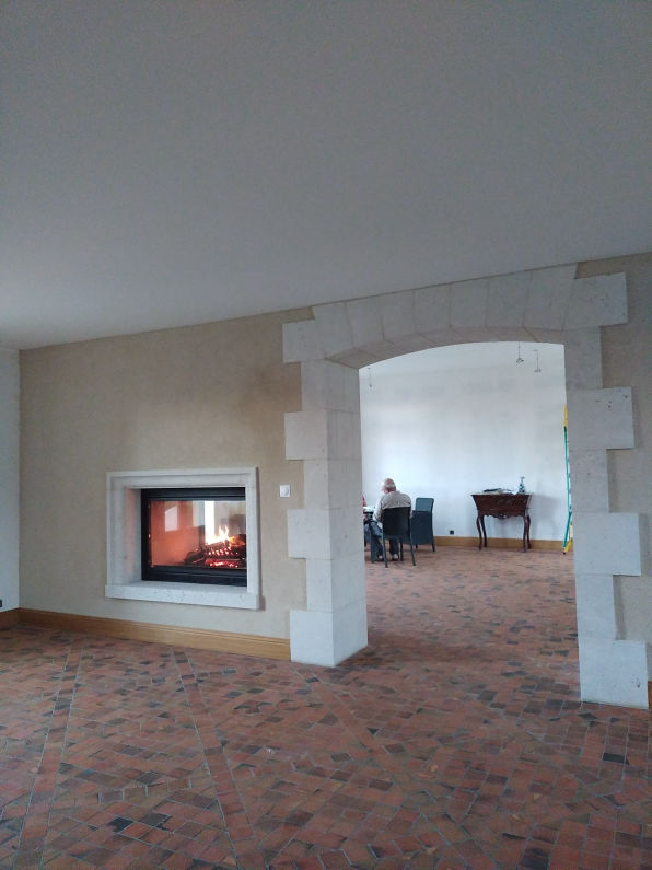 taille de pierre et parements muraux, appuis de cheminée