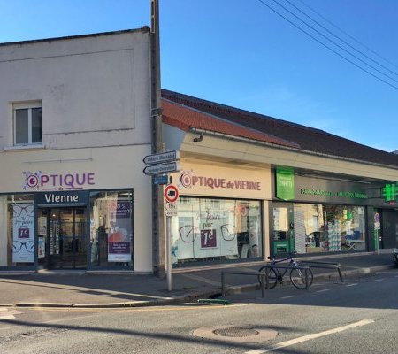 illustration de Pharmacie et Optique de Vienne - Blois