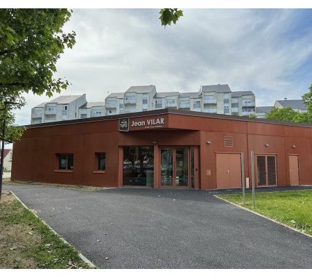 Façade extérieure - Signalétique de la M.P.T. Jean Vilar - Ville de (…)